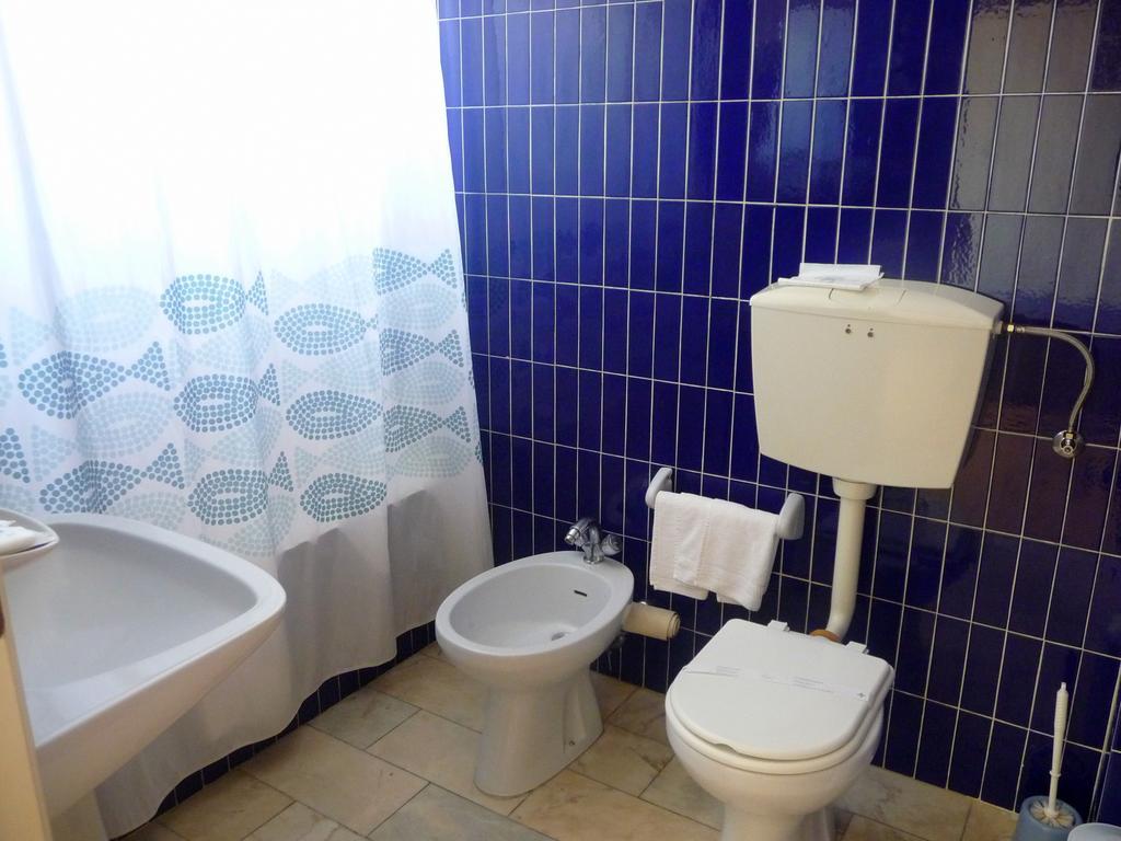 Hotel Tamargueira Фигейра-да-Фош Номер фото